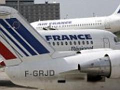 news in brief: air france's emergency landing
